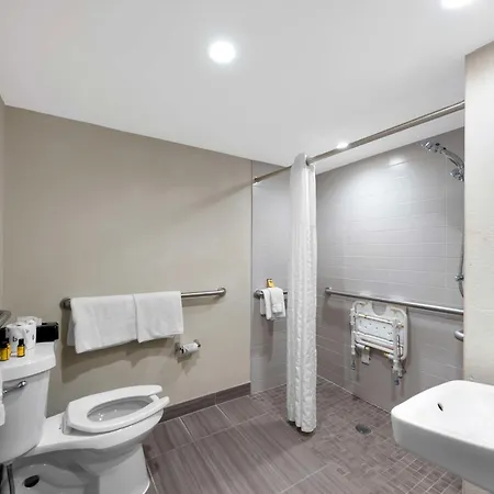 Best Western Plus Austin Central Hotel Exterior photo