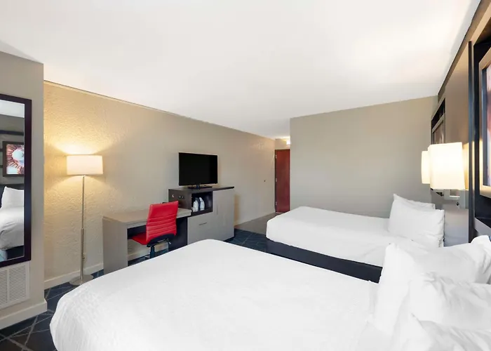 Best Western Plus Austin Central
